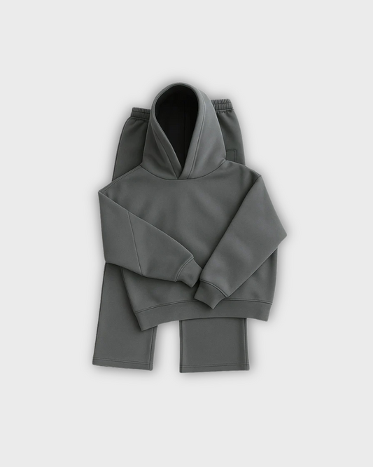 NOVV | TRACKSUIT